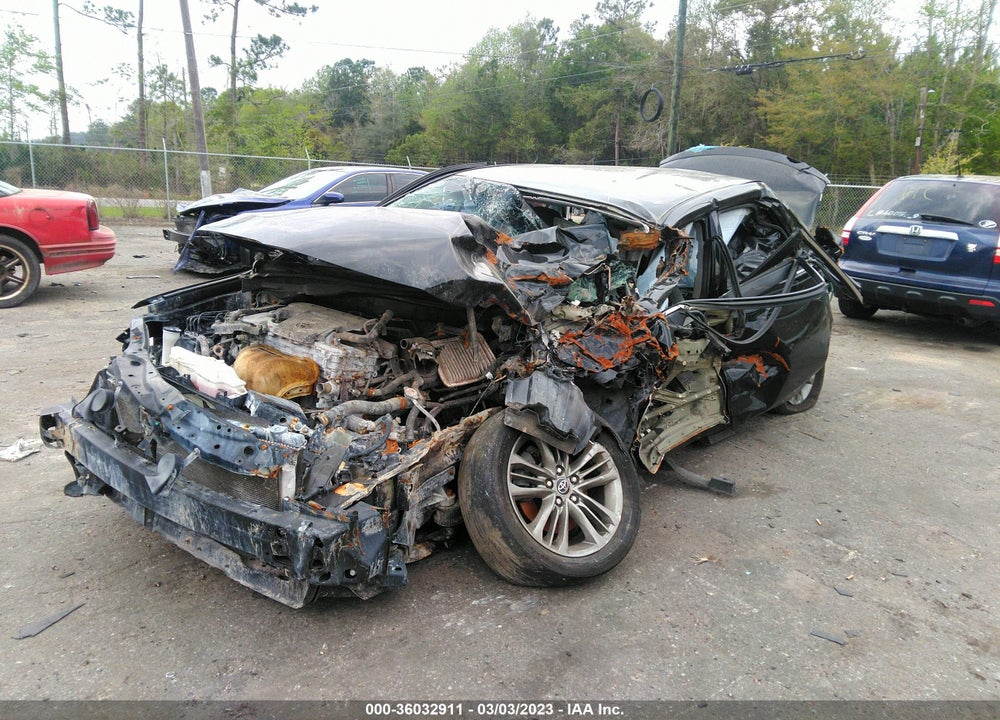 2017 TOYOTA CAMRY SE VIN: 4T1BF1FK2HU769654