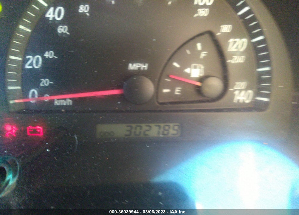 2003 TOYOTA CAMRY LE VIN: 4T1BE32K03U653916