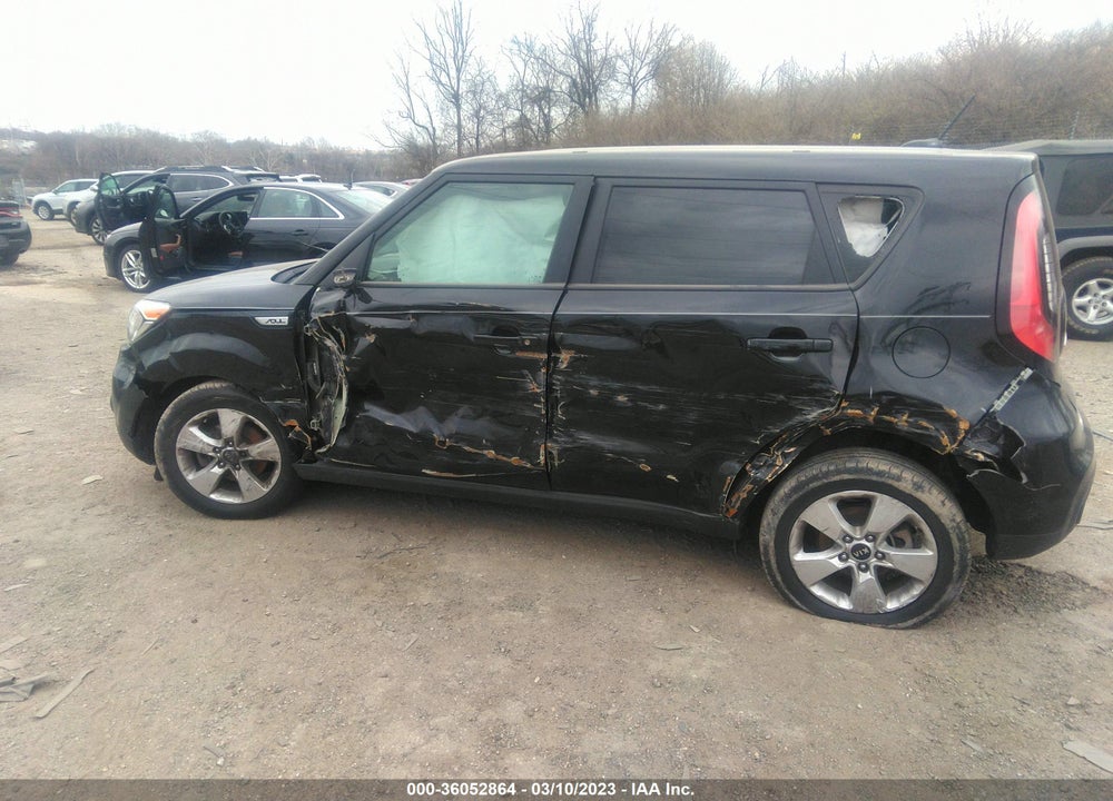 2018 KIA SOUL VIN: KNDJN2A27J7543923