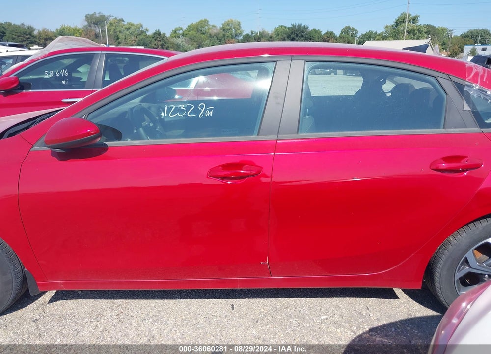 2021 KIA FORTE LXS VIN: 3KPF24ADXME412033