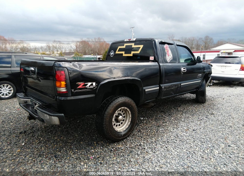 2000 CHEVROLET SILVERADO 1500 LT VIN: 2GCEK19T7Y1274251