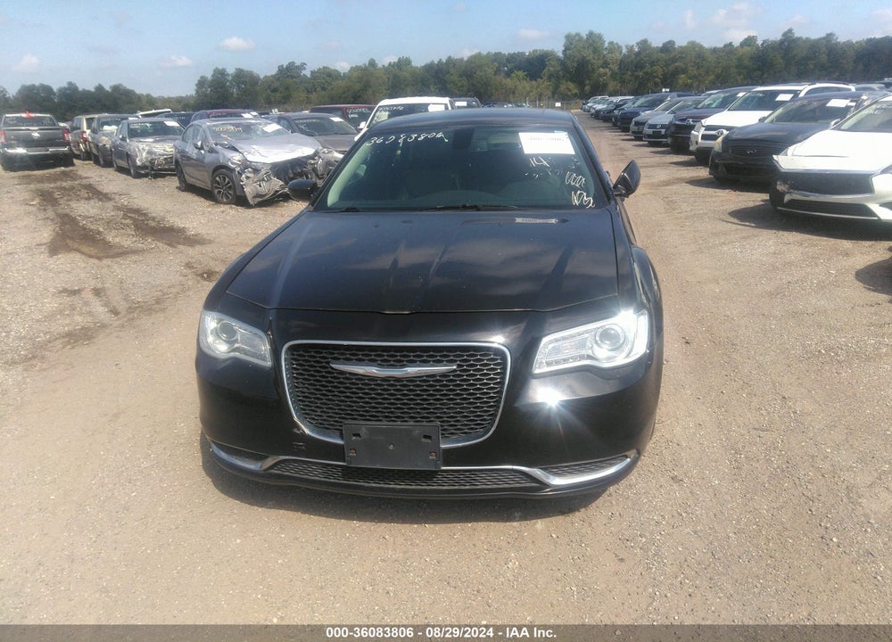 2017 CHRYSLER 300 LIMITED VIN: 2C3CCAAG4HH662147