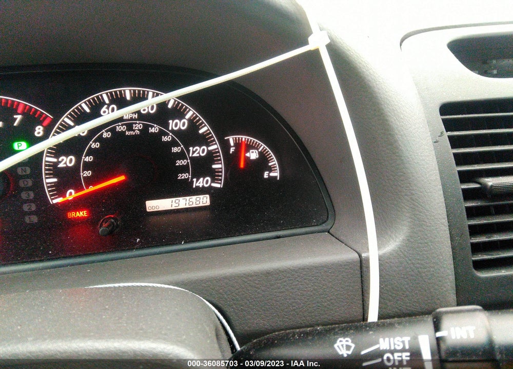 2005 TOYOTA CAMRY VIN: 4T1BE32K65U433201