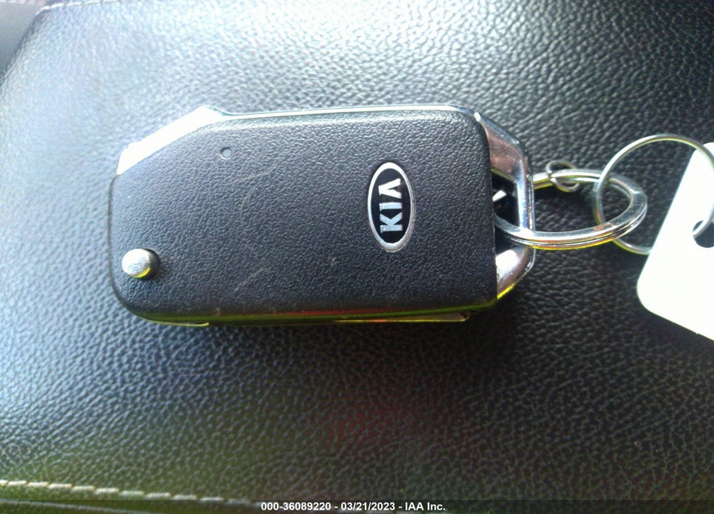 2020 KIA NIRO LX VIN: KNDCB3LC7L5396577