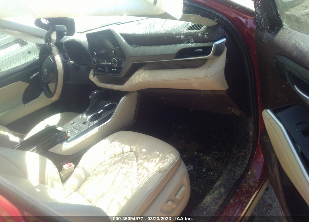 2020 TOYOTA HIGHLANDER XLE VIN: 5TDHZRAH9LS003546