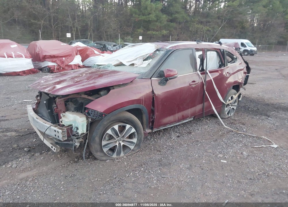 2020 TOYOTA HIGHLANDER XLE VIN: 5TDHZRAH9LS003546