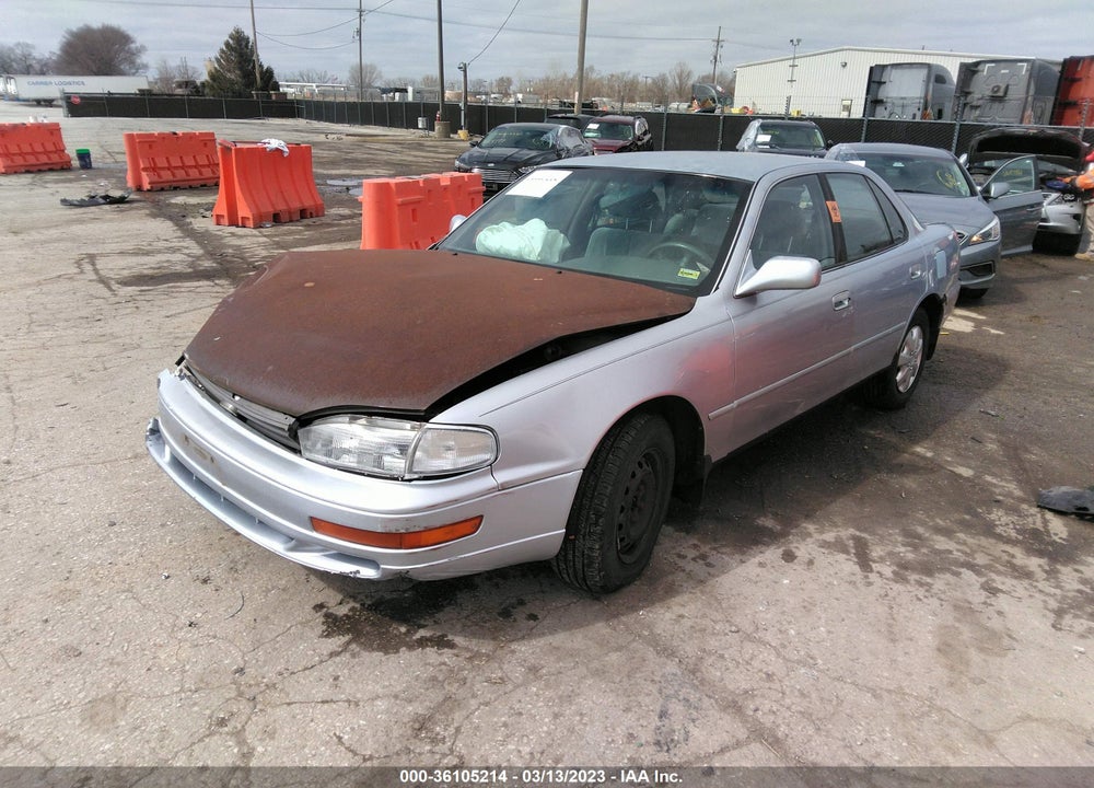 1994 TOYOTA CAMRY LE VIN: 4T1SK12E3RU849154