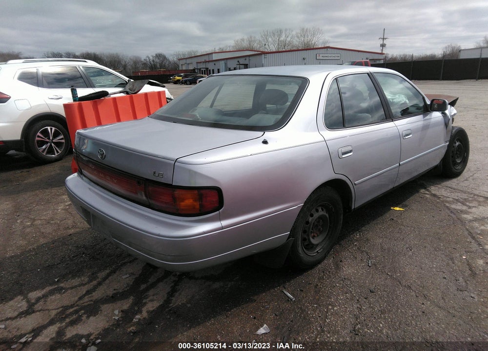 1994 TOYOTA CAMRY LE VIN: 4T1SK12E3RU849154
