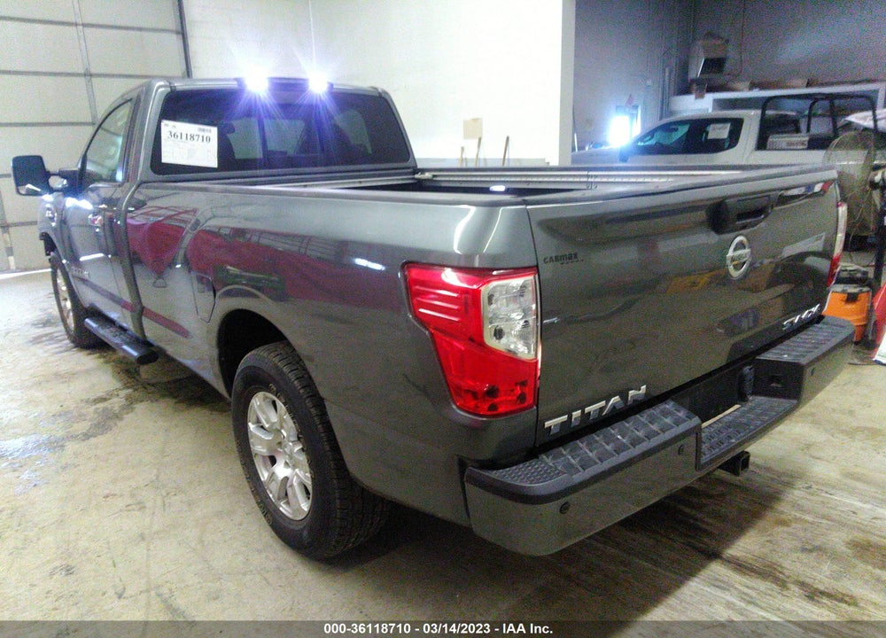 2017 NISSAN TITAN SV VIN: 1N6AA1R83HN564284