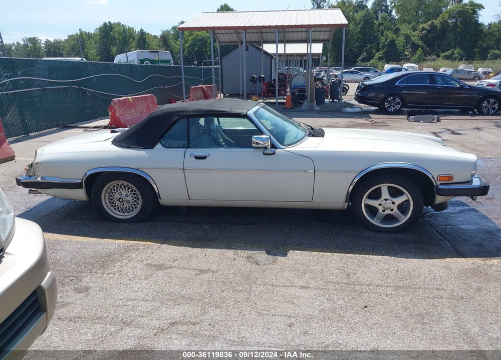 1989 JAGUAR XJS VIN: SAJNV4840KC153762