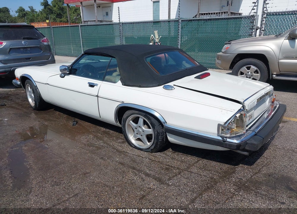 1989 JAGUAR XJS VIN: SAJNV4840KC153762
