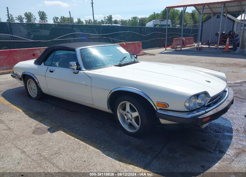1989 JAGUAR XJS VIN: SAJNV4840KC153762