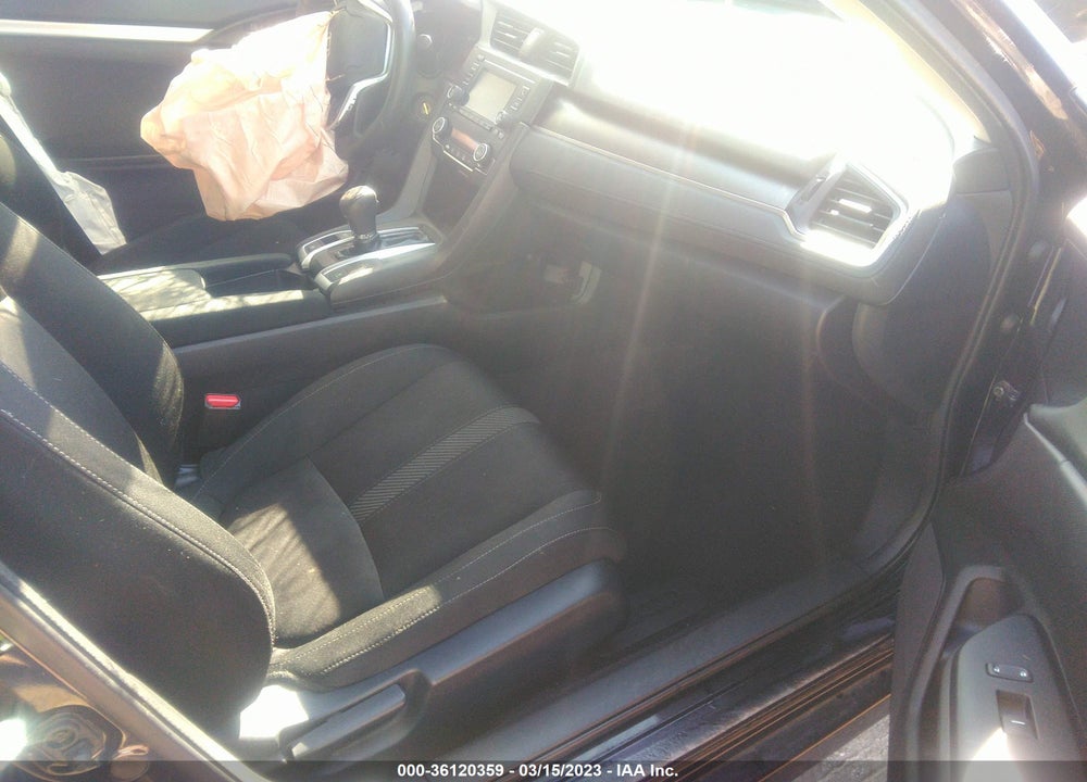 2018 HONDA CIVIC LX VIN: 19XFC2F59JE037816
