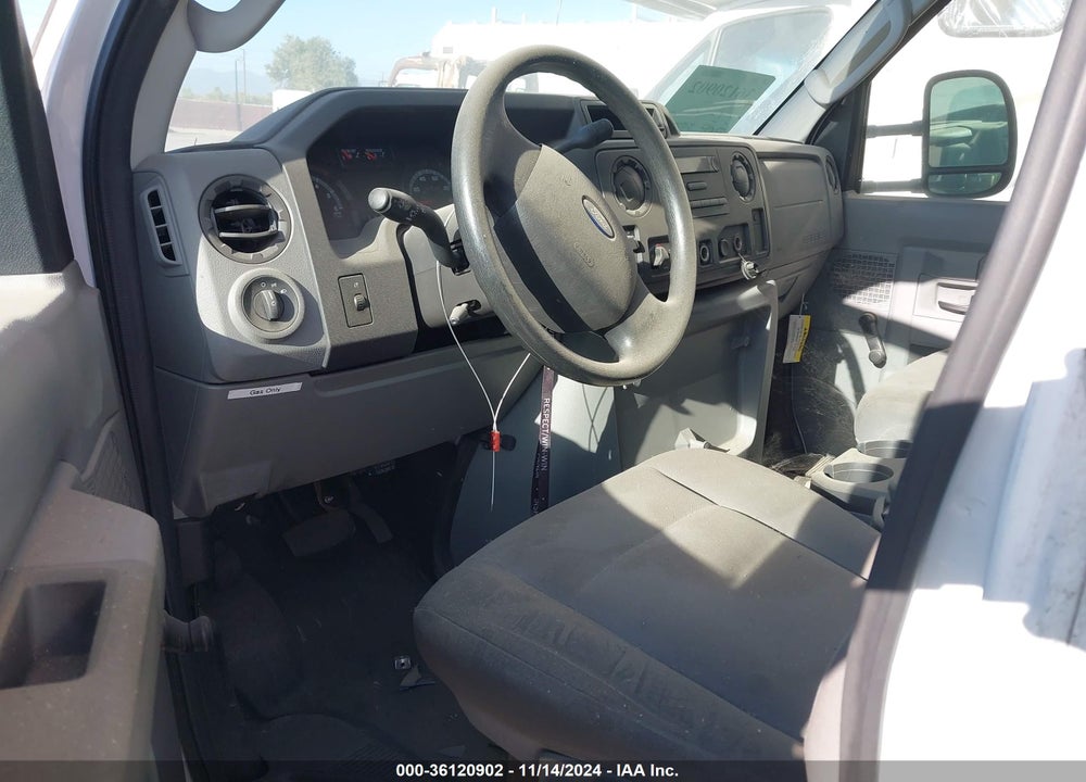 2010 FORD E-350 CUTAWAY VIN: 1FDWE3FL1ADA15806