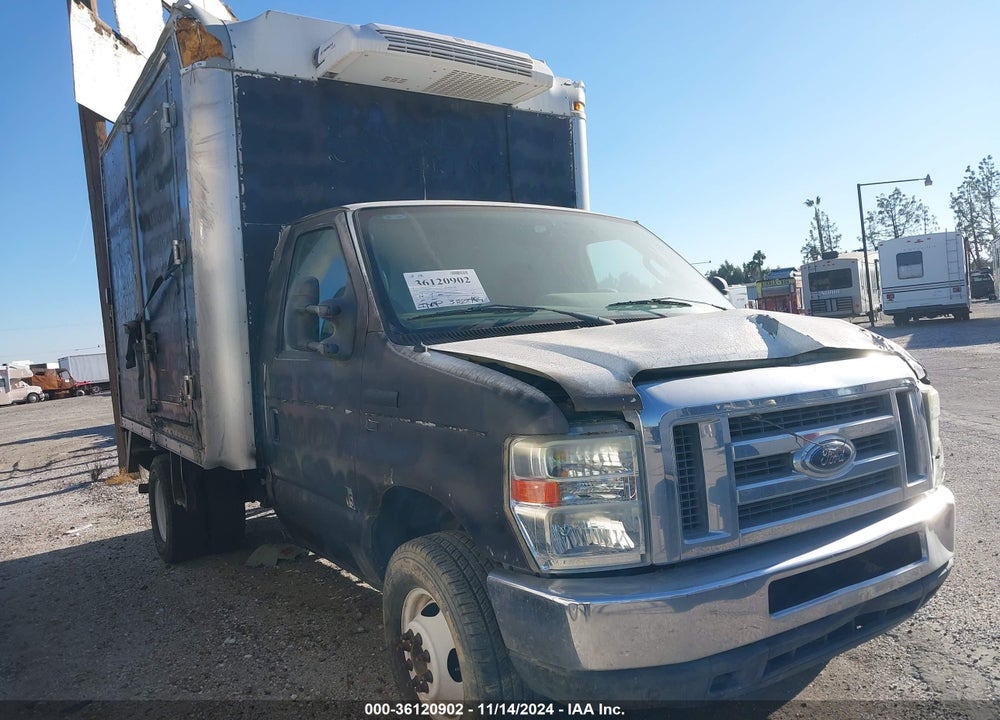 2010 FORD E-350 CUTAWAY VIN: 1FDWE3FL1ADA15806