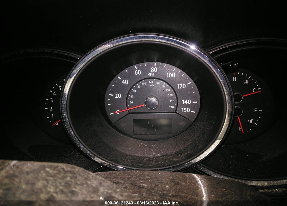 2012 KIA SORENTO EX V6 VIN: 5XYKUDA20CG204509