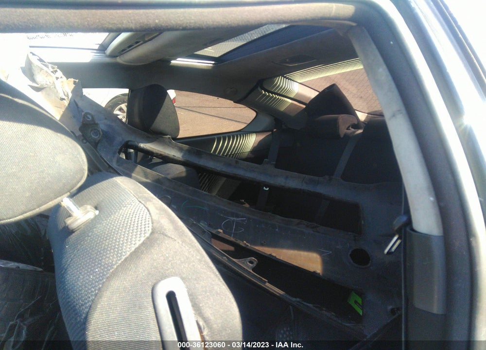 2006 SCION TC VIN: JTKDE177X60077312