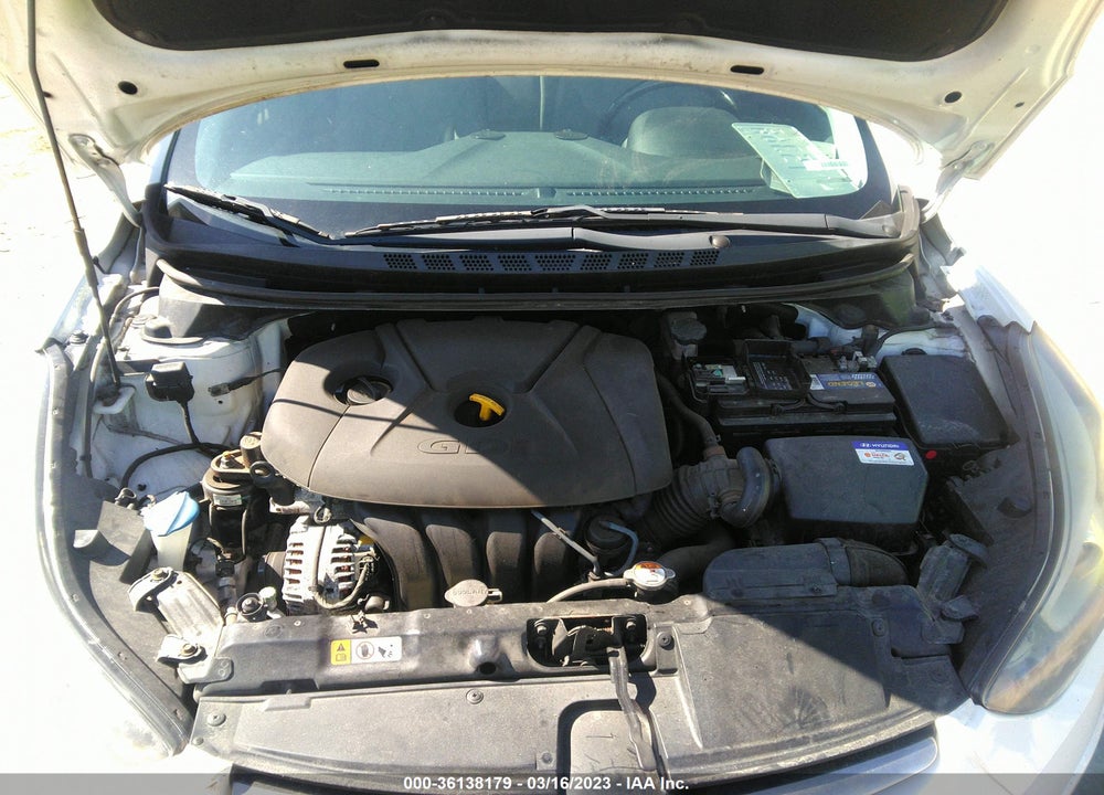 2015 HYUNDAI ELANTRA VIN: KMHDH4AH2FU282449