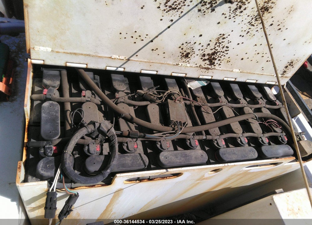 2004 EQUIPMENT STEEL TUG MANUFAC MX4-45 VIN: 00000000000057098
