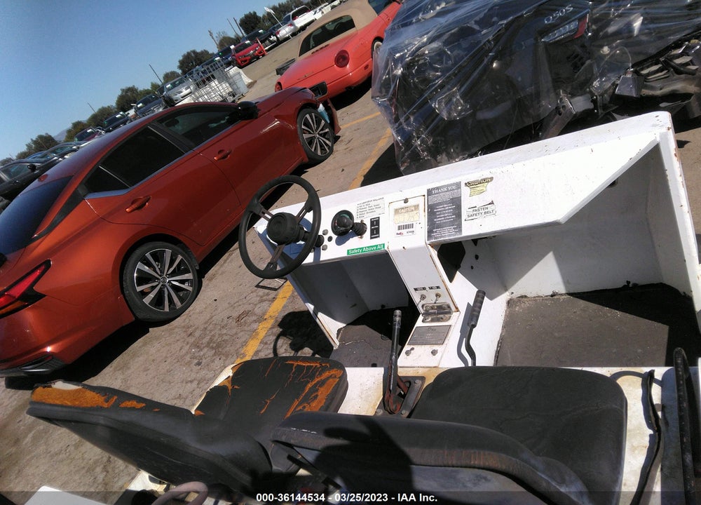 2004 EQUIPMENT STEEL TUG MANUFAC MX4-45 VIN: 00000000000057098