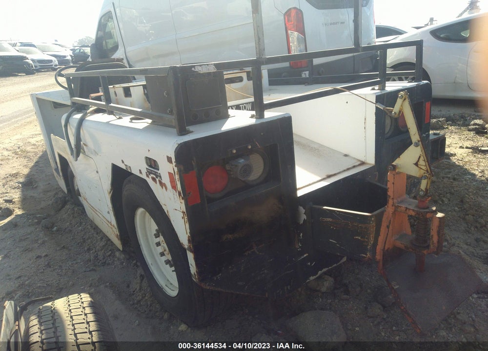 2004 EQUIPMENT STEEL TUG MANUFAC MX4-45 VIN: 00000000000057098