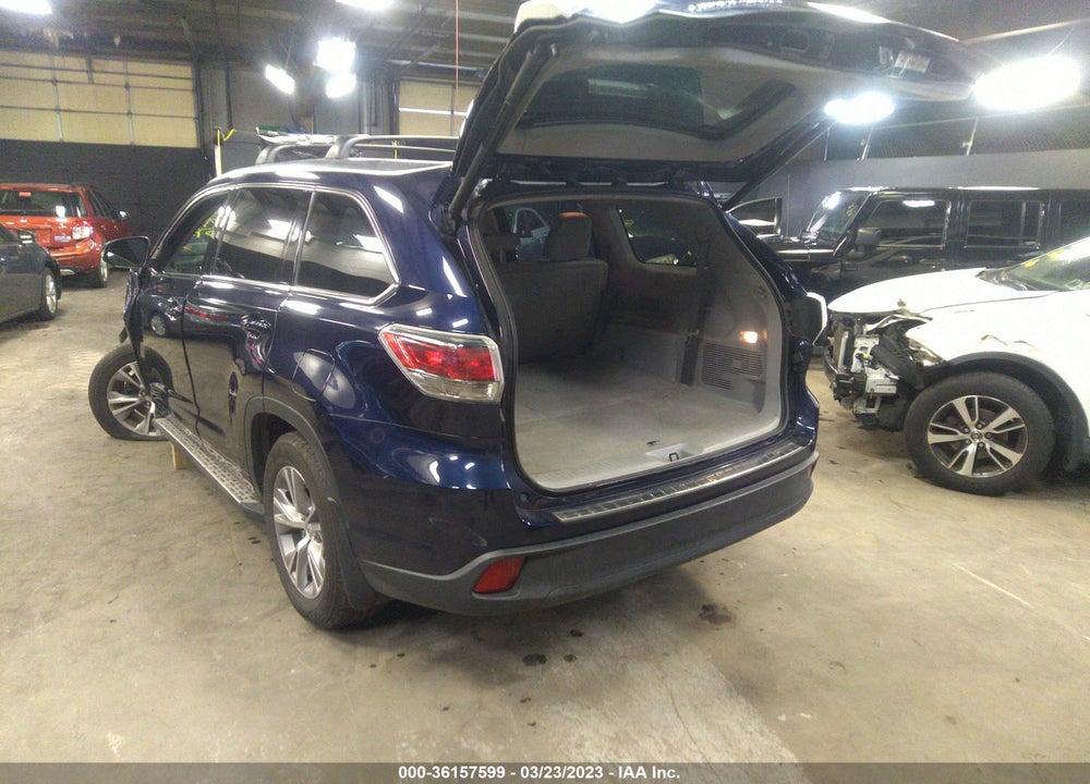 2015 TOYOTA HIGHLANDER XLE V6 VIN: 5TDJKRFH4FS189659