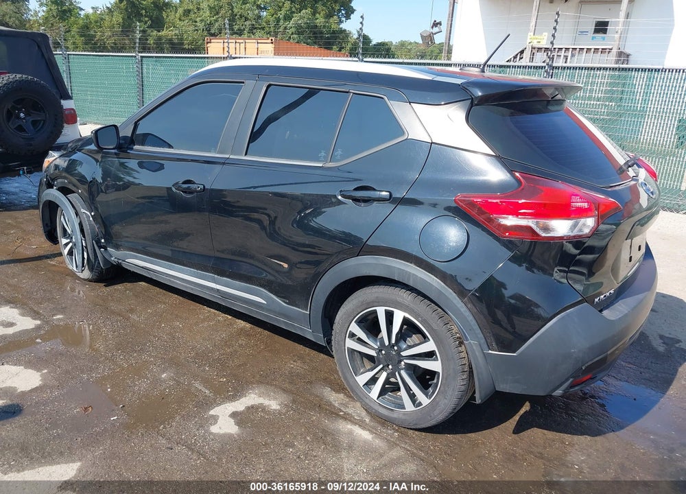 2018 NISSAN KICKS SR VIN: 3N1CP5CU6JL541291