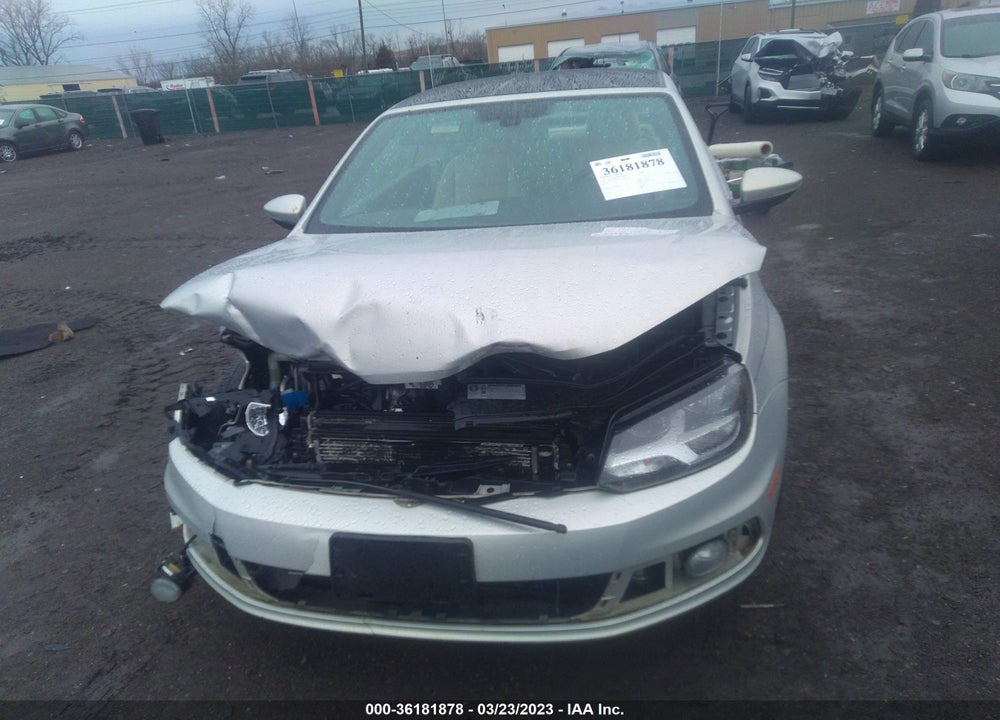2012 VOLKSWAGEN EOS LUX VIN: WVWFW7AH7CV004821