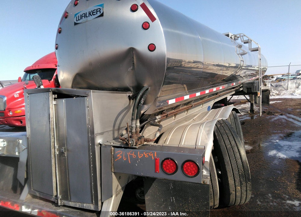 2014 WALKER STAINLESS EQUIP CO --- VIN: 5WSAA4326EN045485