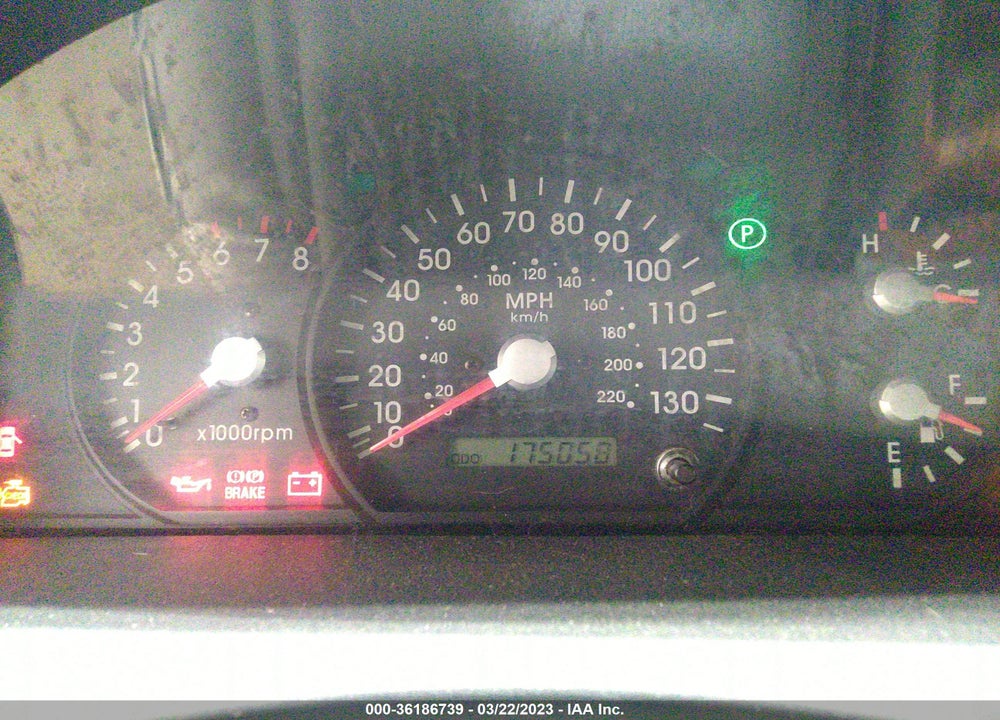2003 KIA SORENTO EX/LX VIN: KNDJC733235069421