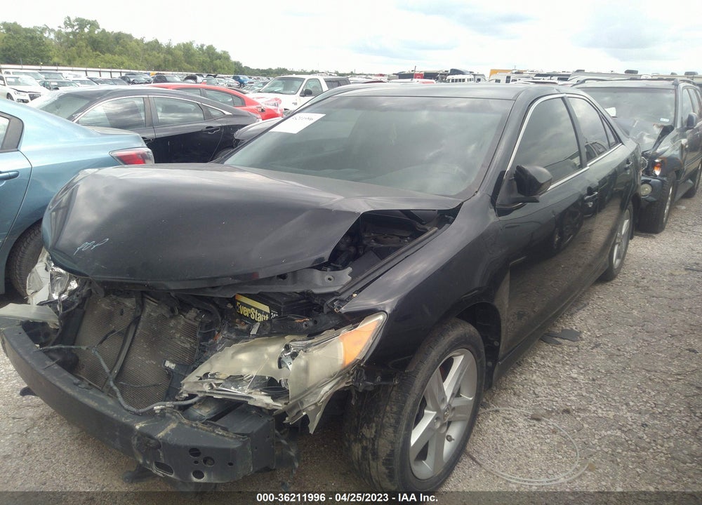 2014 TOYOTA CAMRY SE VIN: 4T1BF1FK1EU435210