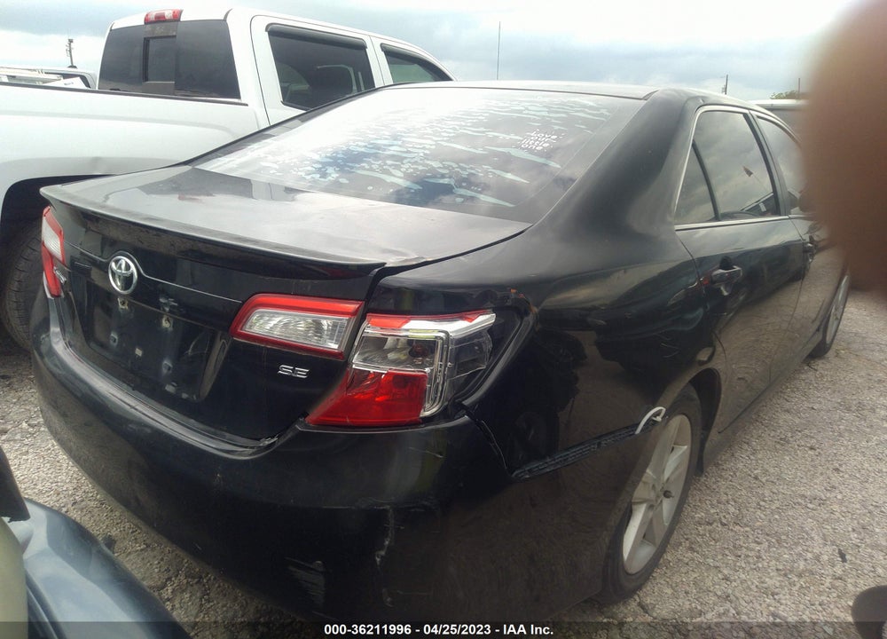 2014 TOYOTA CAMRY SE VIN: 4T1BF1FK1EU435210