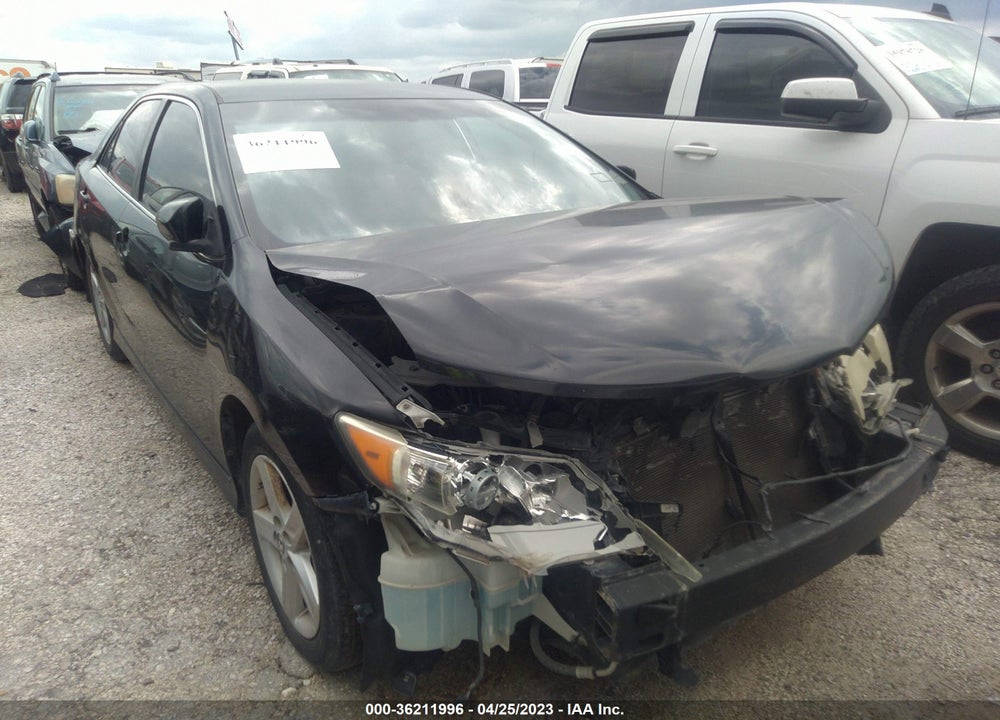 2014 TOYOTA CAMRY SE VIN: 4T1BF1FK1EU435210