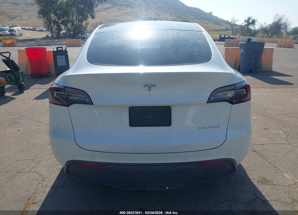 2020 TESLA MODEL Y LONG RANGE VIN: 5YJYGDEE1LF033931