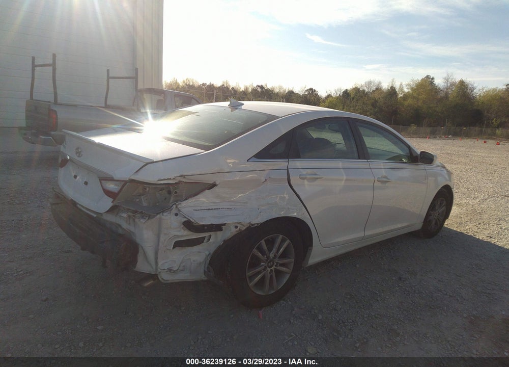 2013 HYUNDAI SONATA GLS VIN: 5NPEB4AC6DH632784