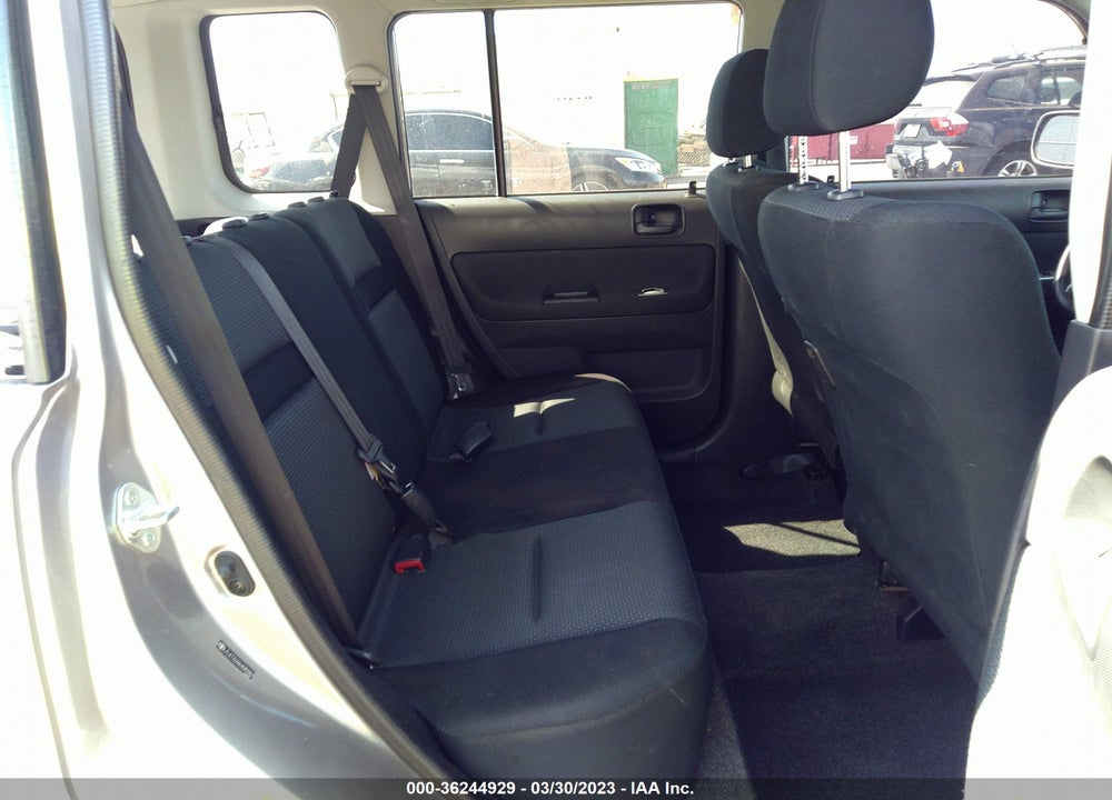 2006 SCION XB VIN: JTLKT324464089983