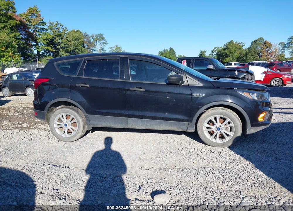 2019 FORD ESCAPE S VIN: 1FMCU0F75KUB54040