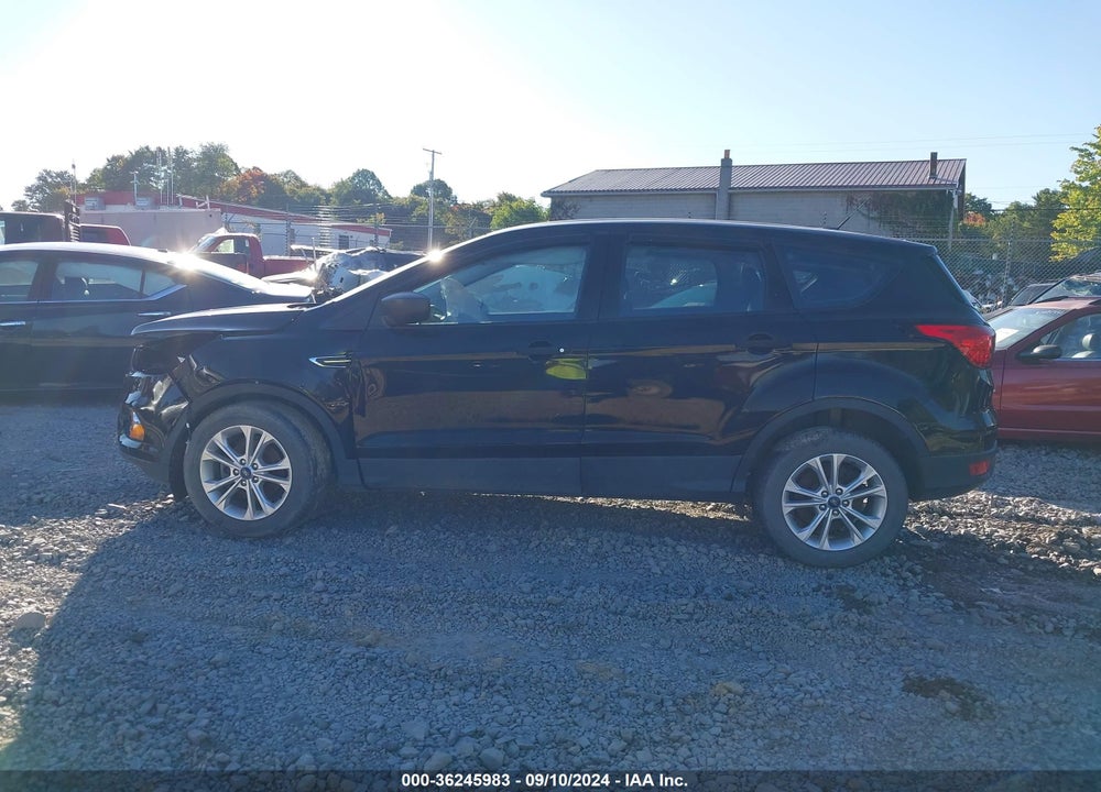 2019 FORD ESCAPE S VIN: 1FMCU0F75KUB54040