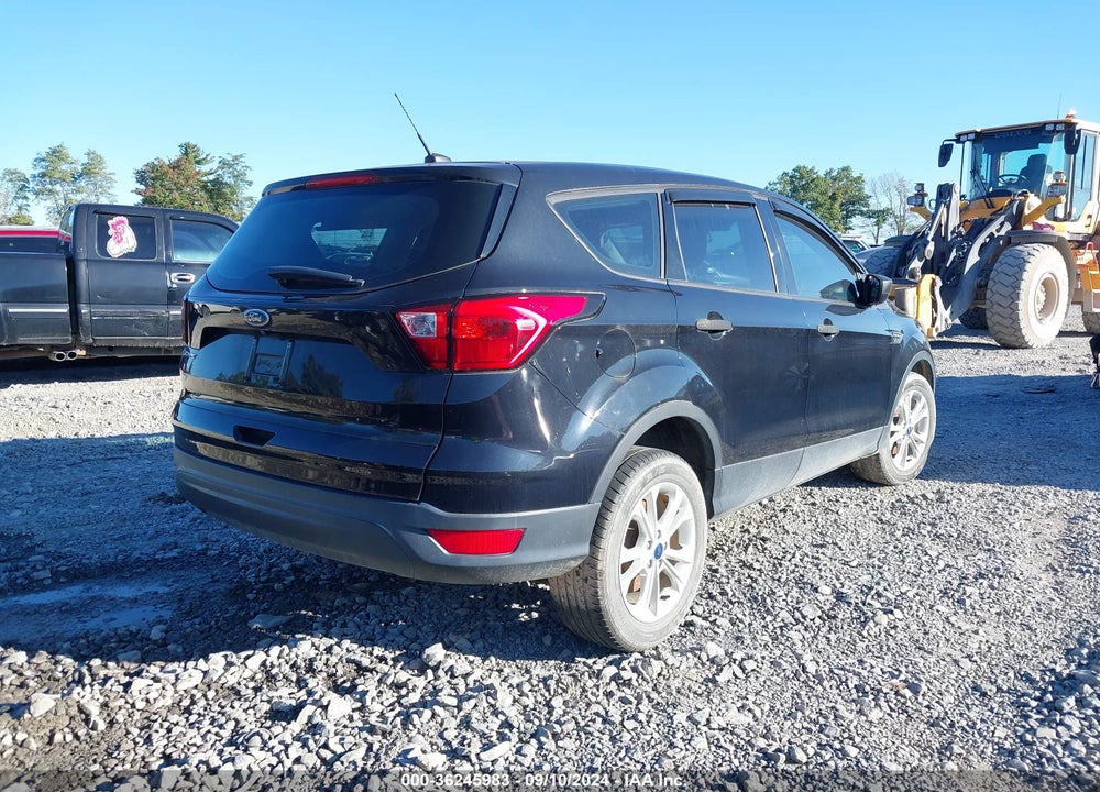 2019 FORD ESCAPE S VIN: 1FMCU0F75KUB54040