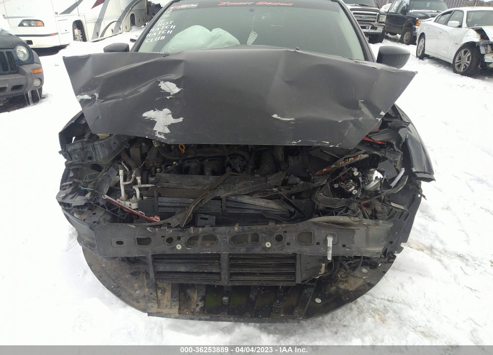 2018 FORD FOCUS VIN: 1FADP3K24JL251414