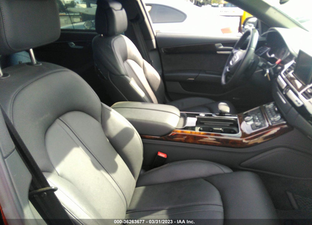 2016 AUDI A8 VIN: WAU3RAFDXGN003615