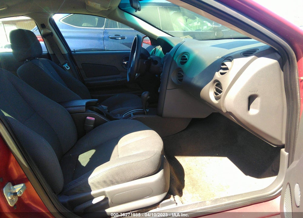 2005 PONTIAC GRAND PRIX VIN: 2G2WP522451197465