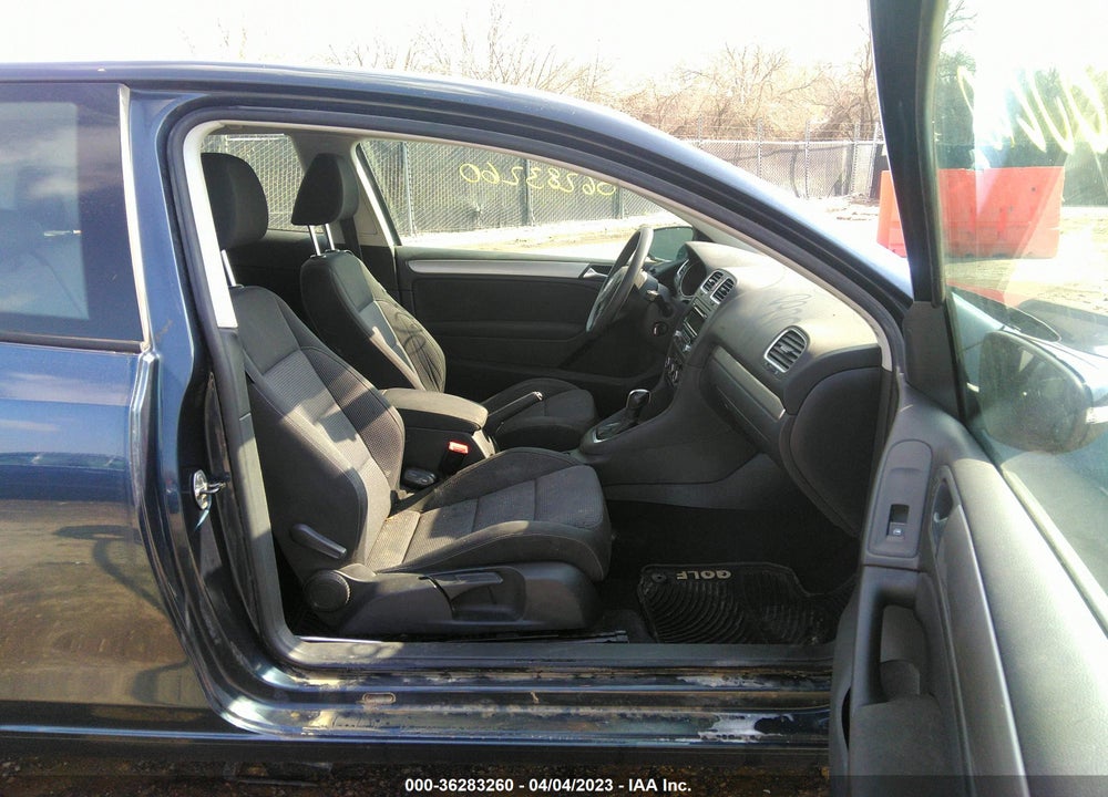 2013 VOLKSWAGEN GOLF 2.5L 2-DOOR VIN: WVWBB7AJ0DW031108