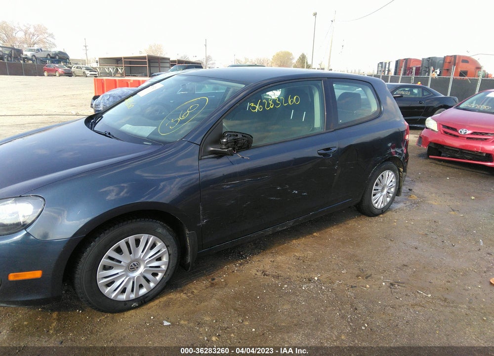 2013 VOLKSWAGEN GOLF 2.5L 2-DOOR VIN: WVWBB7AJ0DW031108