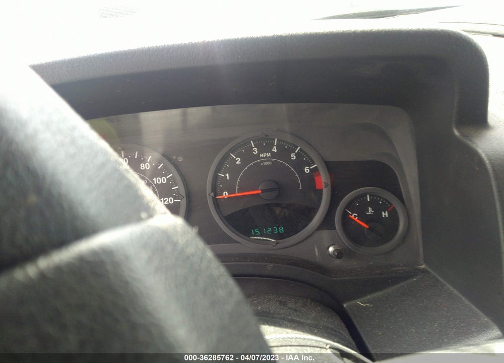 2008 JEEP COMPASS SPORT VIN: 1J8FT47W28D520233