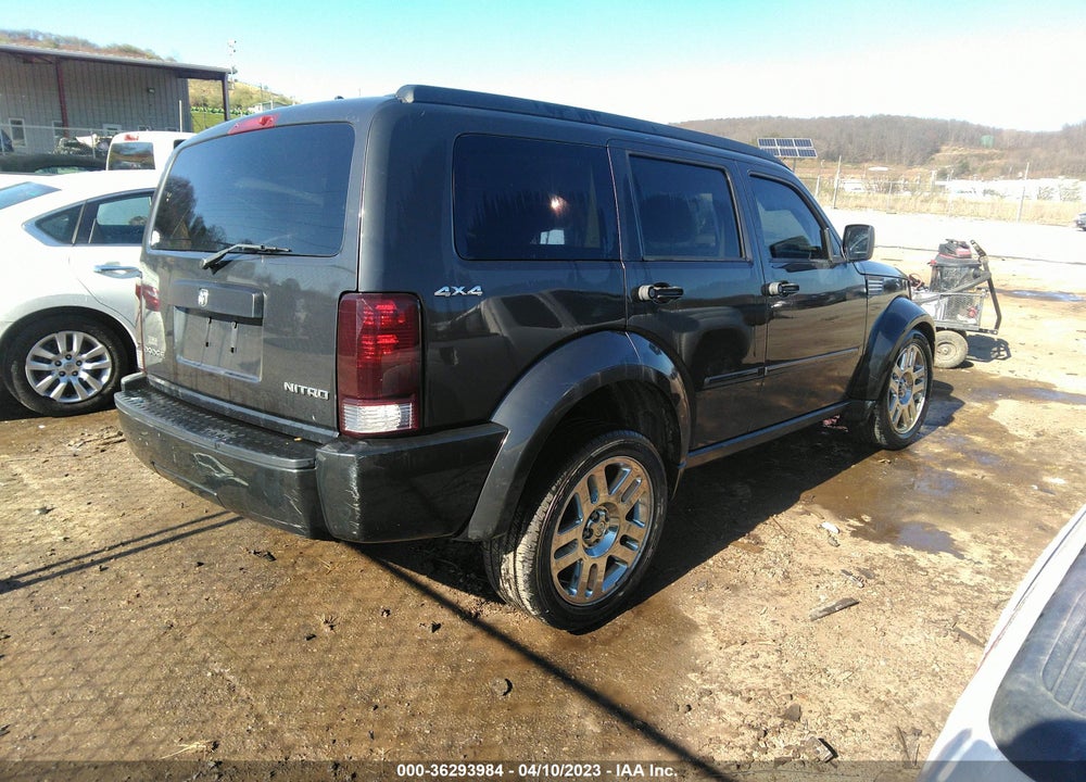 2011 DODGE NITRO HEAT VIN: 1D4PU4GK8BW587391
