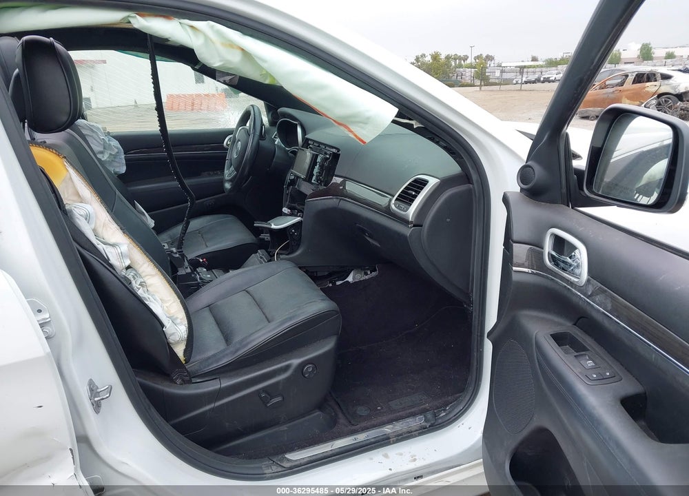 2016 JEEP GRAND CHEROKEE VIN: 1C4RJECG7GC501146