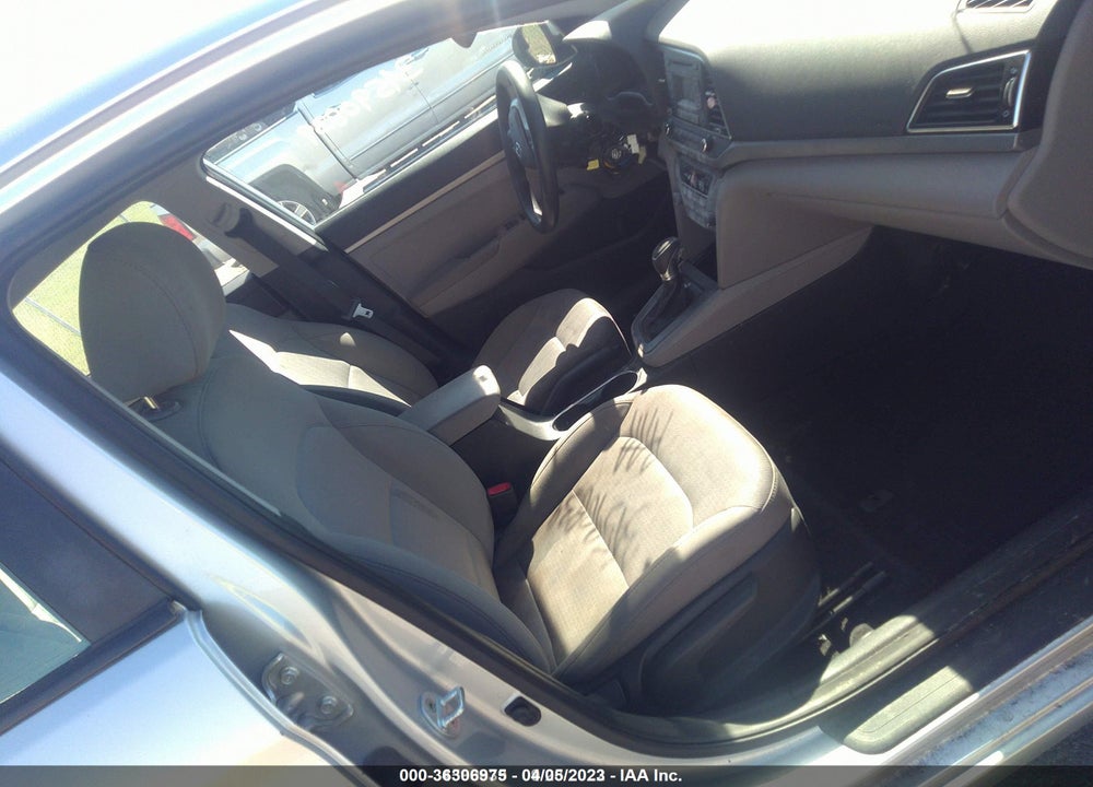 2017 HYUNDAI ELANTRA SE VIN: 5NPD74LF0HH104314