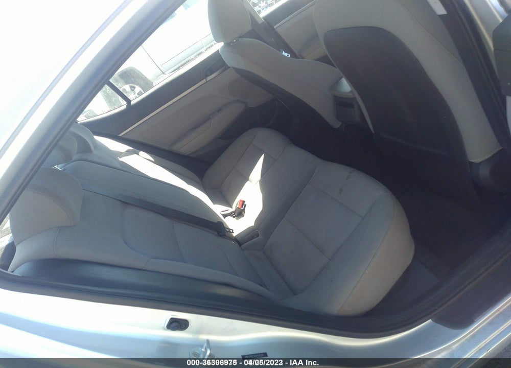 2017 HYUNDAI ELANTRA SE VIN: 5NPD74LF0HH104314