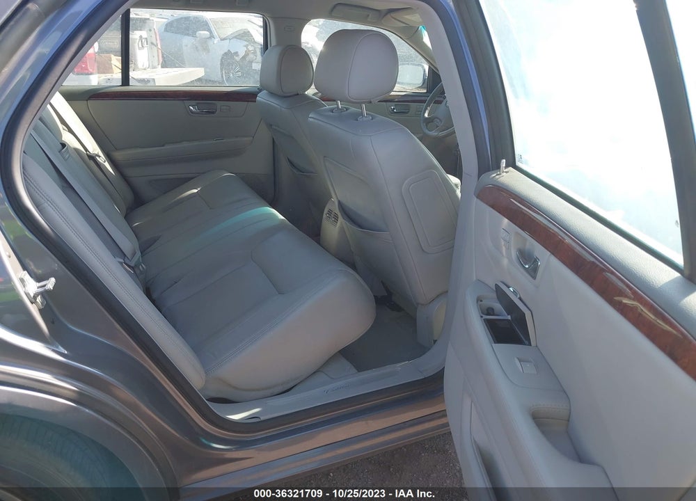 2007 CADILLAC DTS VIN: 1G6KD57Y37U210507